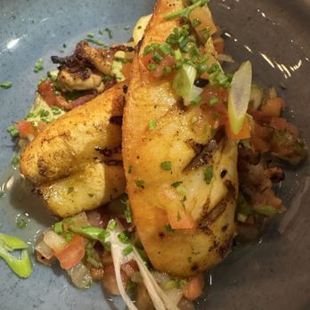 Pincette - Grilled calamari- incredible! - Seafood Near Me - Montreal, Quebec