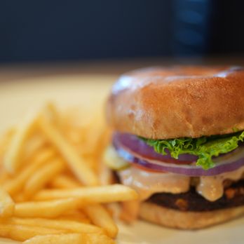 Knockout Sports Bar - Burgers for every type of craving - Sports Bars Near Me - Brampton, Ontario Knockout Sports Bar - Burgers for every type of craving - Sports Bars Near Me - Brampton, Ontario