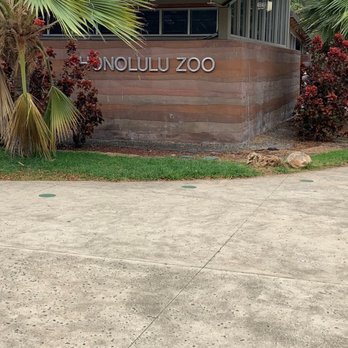 Honolulu Zoo - Entrance - Zoos Near Me - Honolulu, Hawaii
