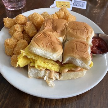 Wake ‘n Bacon - Maui WOWie - Breakfast & Brunch Near Me - Chicago, Illinois Wake ‘n Bacon - Maui WOWie - Breakfast & Brunch Near Me - Chicago, Illinois