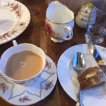 Neverland Tea Salon - Coffee & Tea Near Me - Vancouver, British Columbia