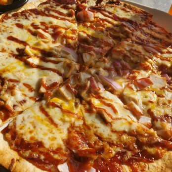 Cabana Blue - BBQ chicken flatbread - Sports Bars Near Me - Clay Township, Michigan Cabana Blue - BBQ chicken flatbread - Sports Bars Near Me - Clay Township, Michigan