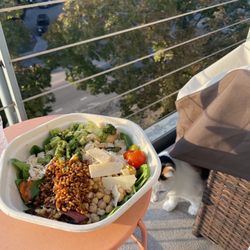 sweetgreen - Custom Bowl