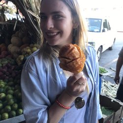 Mango at the Mercado!