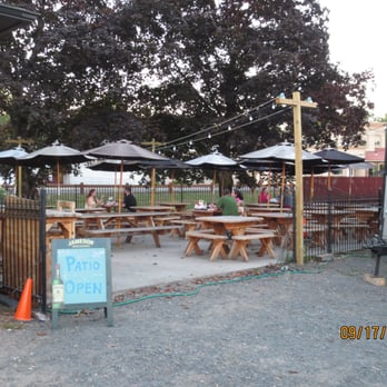 Smokin' With Chris - patio - Barbeque Near Me - Southington, Connecticut Smokin' With Chris - patio - Barbeque Near Me - Southington, Connecticut