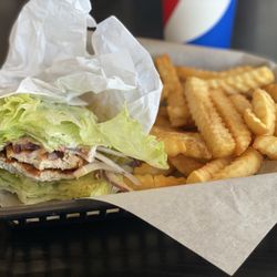 Tom's Take Out - Grilled Chicken Burger (lettuce wrap) combo