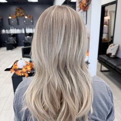 J Capelli Salon & Suites