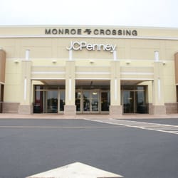 Monroe Crossing Mall