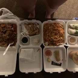 Yummy ! Pad Thai with shrimp and chicken , teriyaki chicken with fried rice,All food is great here!