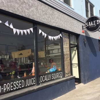 Salud Juice - The front entrance - Juice Bars & Smoothies Near Me - Long Beach, California