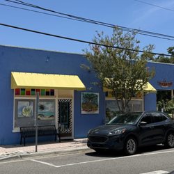 Carolyn Seiler Studios - Outside of the art gallery