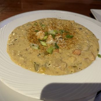 Riverside Taphouse - Crab, Corn & Clam chowder bowl - American Near Me - Baltimore, Maryland