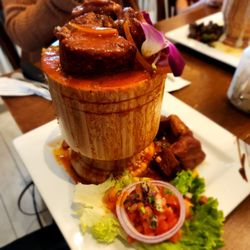 Ven pa’Ca Food Truck - Pork mofongo