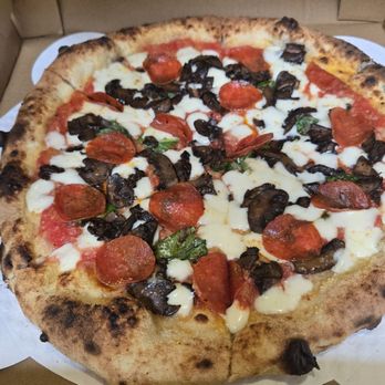 Pizzeria Mercato - Pizza Near Me - Emeryville, California Pizzeria Mercato - Pizza Near Me - Emeryville, California