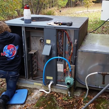 AC Tech - Heating & Air Conditioning/HVAC Near Me - Fayetteville, North Carolina AC Tech - Heating & Air Conditioning/HVAC Near Me - Fayetteville, North Carolina