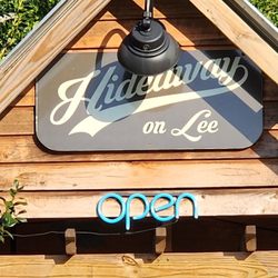 Hideaway on Lee - Sign Front