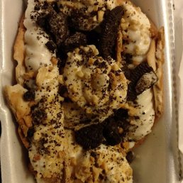 Cannoli Gondoli by You Scream Ice Cream