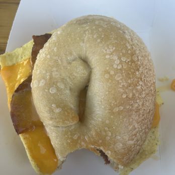 Froehlich's Bakery - Bakeries Near Me - Three Oaks, Michigan