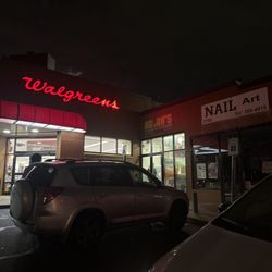 Nolan’s Cuisine - You still can't see the sign