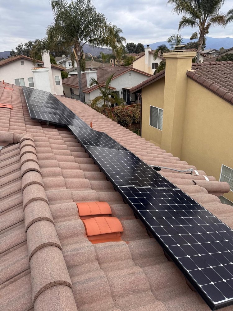 Slide of SD Supreme Roofing Services