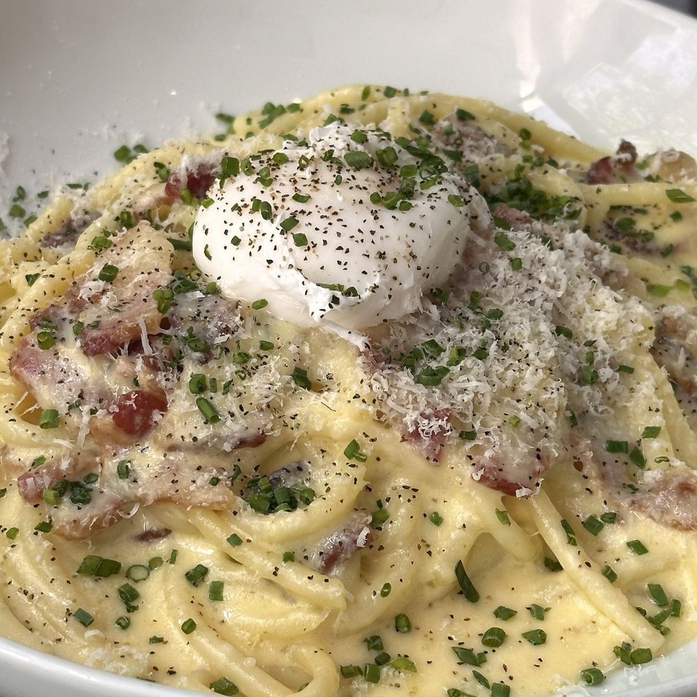 Maison Cheryl - Brunch Carbonara - French Near Me - Arlington, Virginia