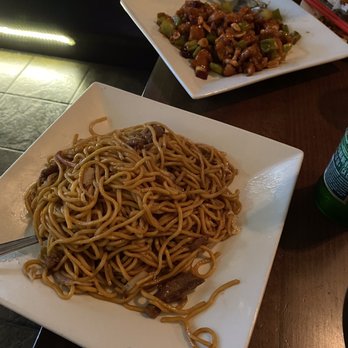 Han Dynasty - Beef lo mein and Kung Pao Style chicken - Szechuan Near Me - Philadelphia, Pennsylvania Han Dynasty - Beef lo mein and Kung Pao Style chicken - Szechuan Near Me - Philadelphia, Pennsylvania