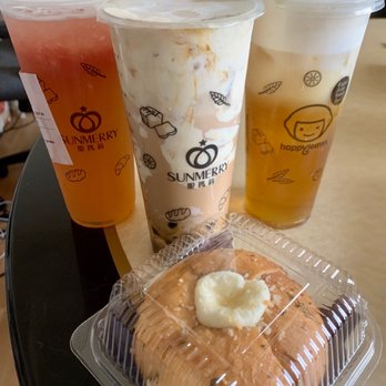 Sunmerry Bakery - The best garlic cream cheese bun! - Bakeries Near Me - Temple City, California