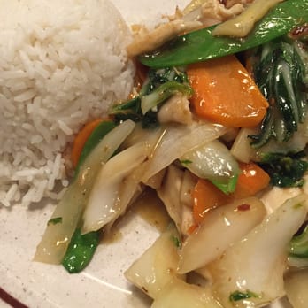 Pho Saigon Restaurant - Lemongrass chicken and rice - Vietnamese Near Me - Springfield, Massachusetts Pho Saigon Restaurant - Lemongrass chicken and rice - Vietnamese Near Me - Springfield, Massachusetts