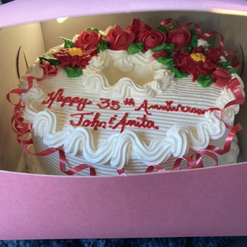 Arroyo Grande Bakery - angel food cake with raspberry filling and whip cream frosting - Bakeries Near Me - Arroyo Grande, California Arroyo Grande Bakery - angel food cake with raspberry filling and whip cream frosting - Bakeries Near Me - Arroyo Grande, California