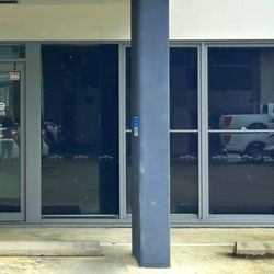 iLove Computers - Entrance off La Balsa carpark