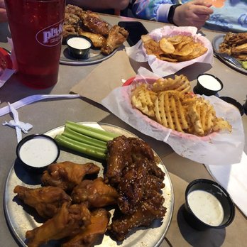 Pluckers Wing Bar - Plano - Buffalo wings and sides - Chicken Wings Near Me - Plano, Texas Pluckers Wing Bar - Plano - Buffalo wings and sides - Chicken Wings Near Me - Plano, Texas