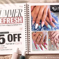 REFRESH YOUR LOOK THIS AUGUST AT ISLE NAIL BAR! 
Still planning your vacation look, or getting ready to head back to school?