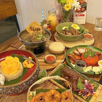 Sup Thai Kitchen  - Thai Near Me - Fresh Meadows, New York