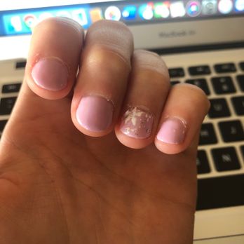 Paradise Nails & Spa - Nail Salons Near Me - Helena, Montana