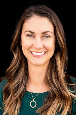 KELLY RAY - 8Z REAL ESTATE - Updated April 2024 - Contact Agent - 1074 ...