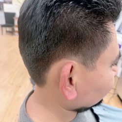 Headliners Hair Salon and Permanent Make Up - Haircut