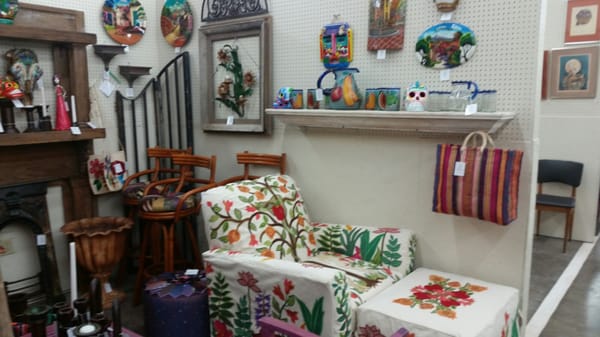 Lula B's Oak Cliff Vintage Shop by null