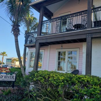 Port d'Hiver Bed and Breakfast - Front - Bed & Breakfast Near Me - Melbourne Beach, Florida Port d'Hiver Bed and Breakfast - Front - Bed & Breakfast Near Me - Melbourne Beach, Florida