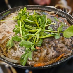 Han Mi Jeong - Bulgogi Hotpot