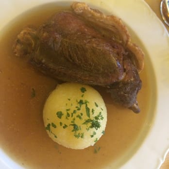 Bratwurst-Röslein - Schäufele- crunchy roasted pork shoulder with beer sauce and potato dumpling - German Near Me - Nuremberg, BY