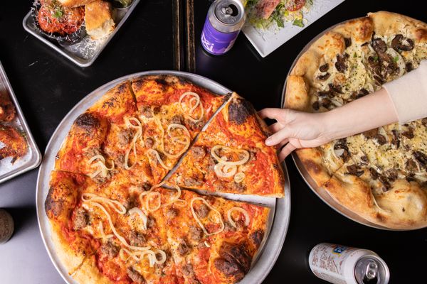 Bob's Pizza by null