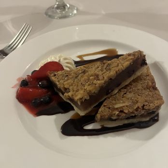 The Lobby Bar - Derby Pie - Bars Near Me - Louisville, Kentucky The Lobby Bar - Derby Pie - Bars Near Me - Louisville, Kentucky