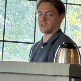 Sunday Oct 5th. Lazy waiter with bad attitude. Rolled his eyes at us when he delivered black biscuits, missing side, etc. Sunday Oct 5th. Lazy waiter with bad attitude. Rolled his eyes at us when he delivered black biscuits, missing side, etc.