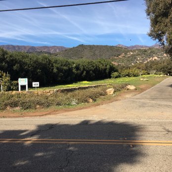 Canzelle Alpacas - The driveway as viewed from the street. - Farms Near Me - Carpinteria, California Canzelle Alpacas - The driveway as viewed from the street. - Farms Near Me - Carpinteria, California