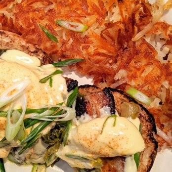 Hot Suppa - Pork belly Benedict - Breakfast & Brunch Near Me - Portland, Maine