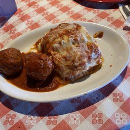 Lasagna with meatballs Lasagna with meatballs