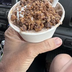Junction Creamery - Reese's peanut butter twister.