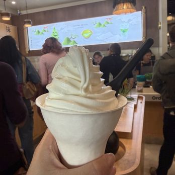 Maruwu Seicha - Hokkaido Milk Soft Serve Cup - Coffee & Tea Near Me - Culver City, California Maruwu Seicha - Hokkaido Milk Soft Serve Cup - Coffee & Tea Near Me - Culver City, California