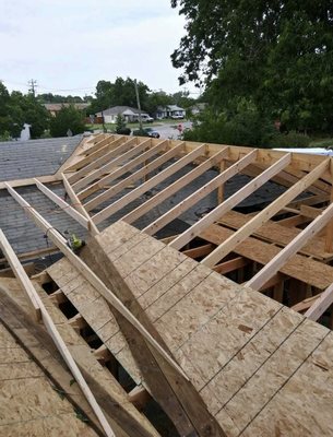 GHR Contracting Services Logo