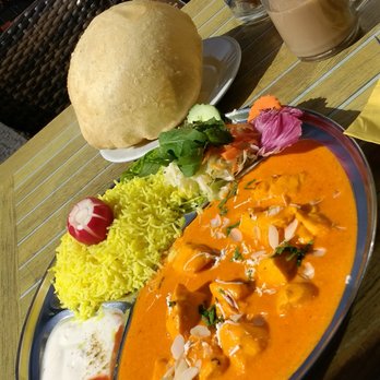 India - recommended 'saucy' chicken dish - yum - Indian Near Me - Berlin, BE India - recommended 'saucy' chicken dish - yum - Indian Near Me - Berlin, BE